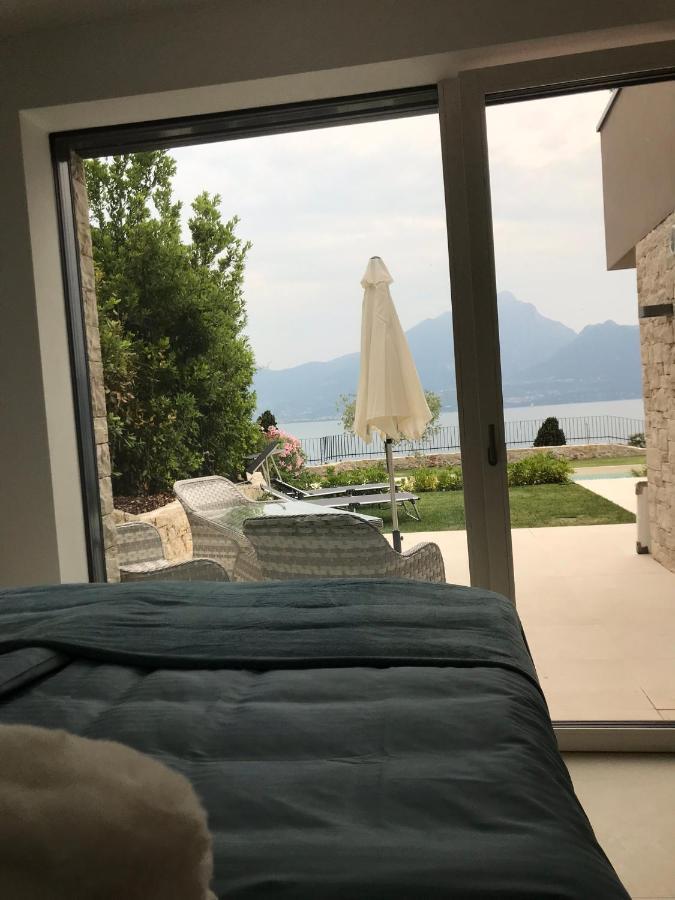 Le Rocce Apartment Torri Del Benaco Bagian luar foto